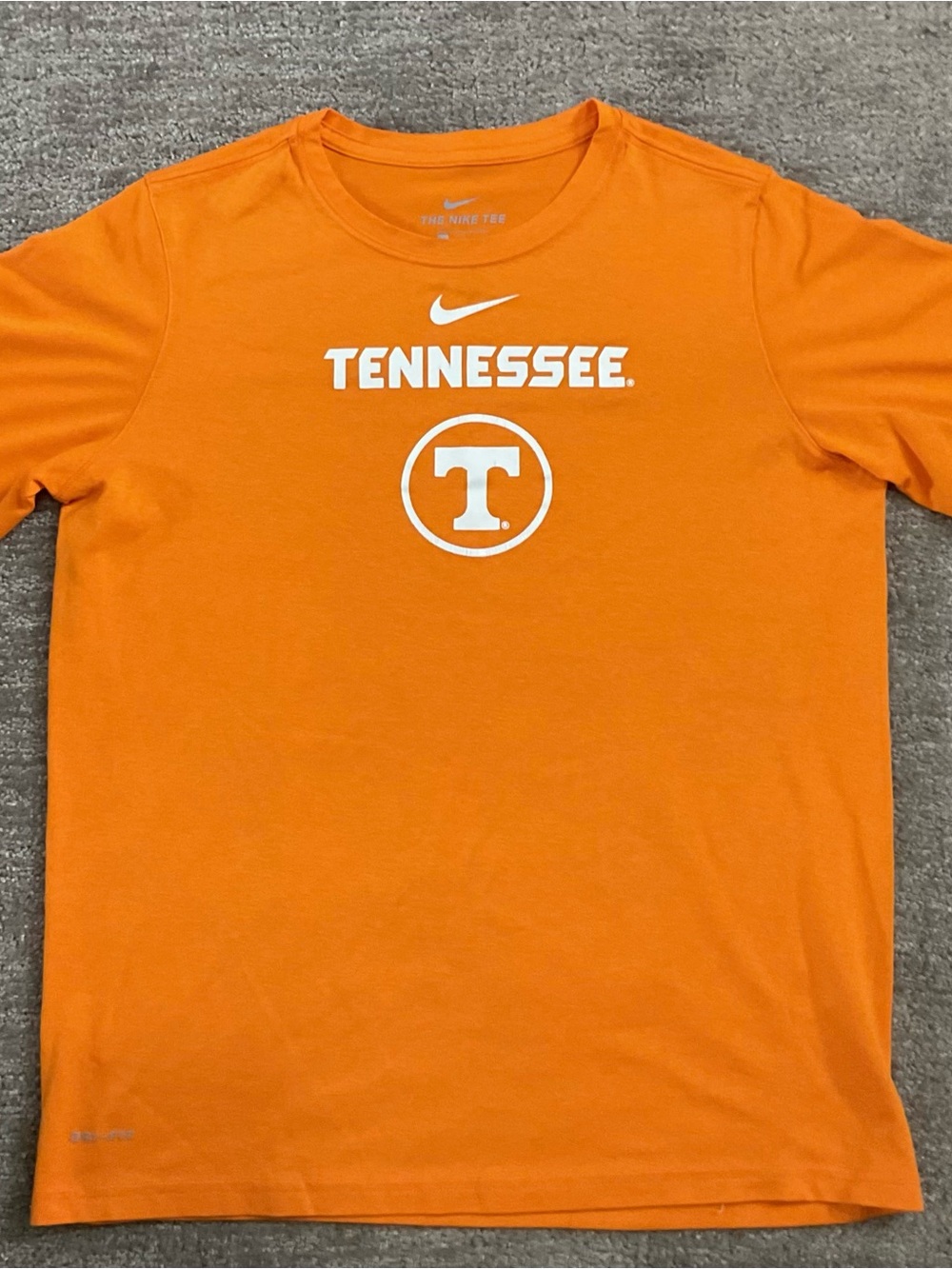 Nike Tennessee Orange XL youth Short Sleeve Tee